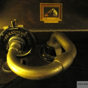 Hotel Fevery Brugge his masters voice